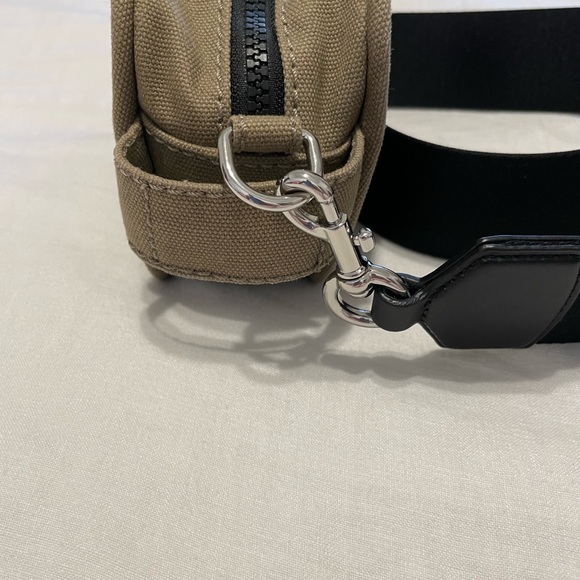 Marc Jacobs Camera Bag - Picture 5 of 7